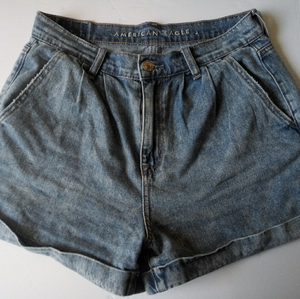 American Eagle Mom Shorts